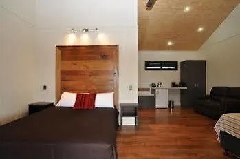 Lodge Henderson Park Farm Retreat Villa Yeppoon
